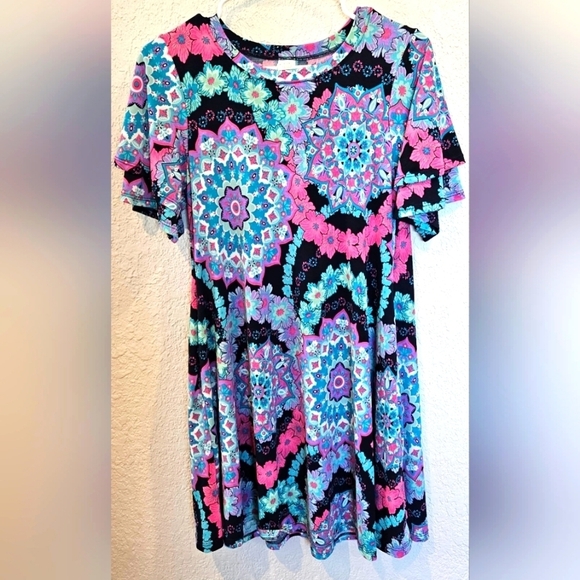 Kaleidoscope Mini Dress w/Pockets Size Small - Picture 3 of 7